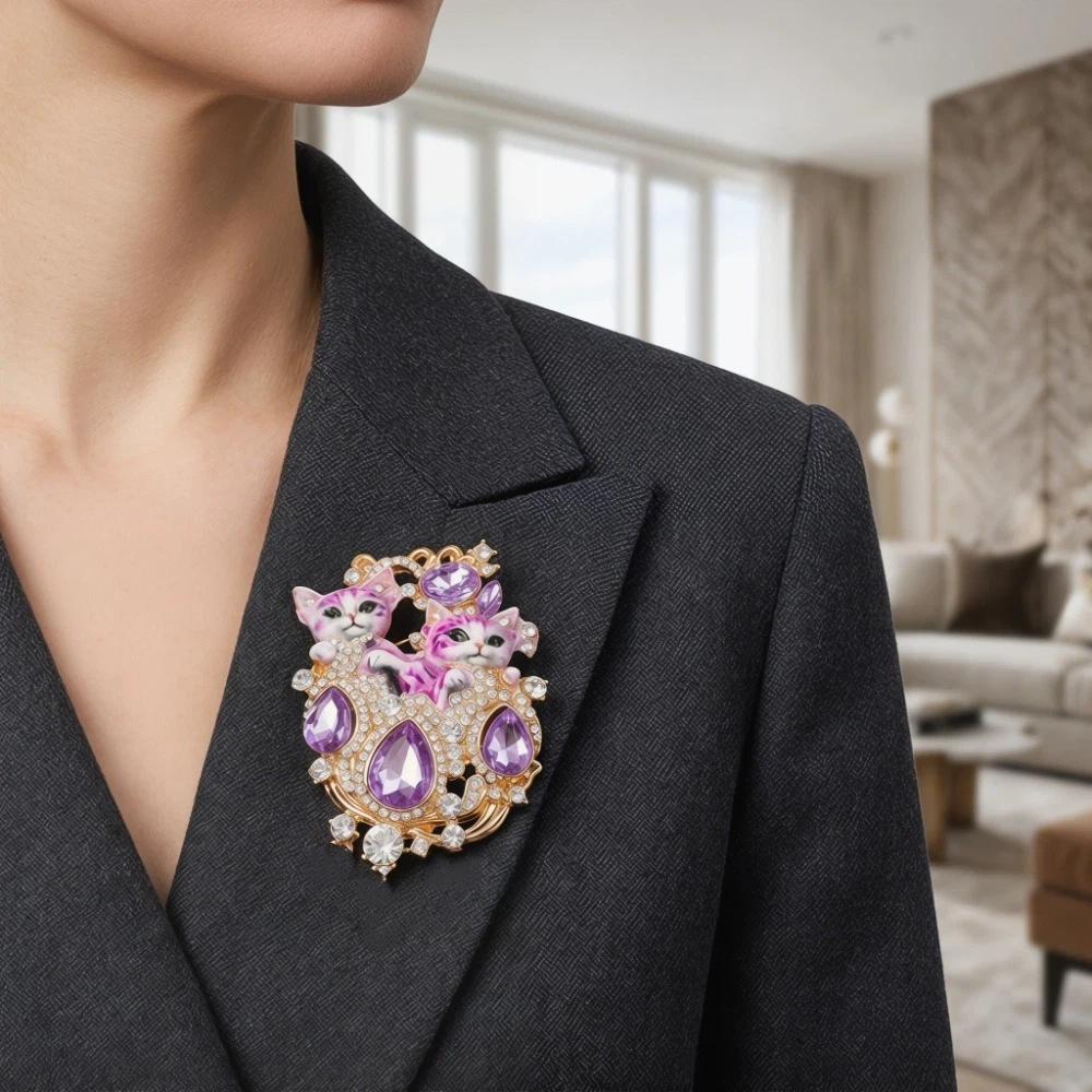 Exquisite Enamel Cat Lapel Pin Light Luxury Jewelry Accessories Delicate Two Cat Brooch  Gifts