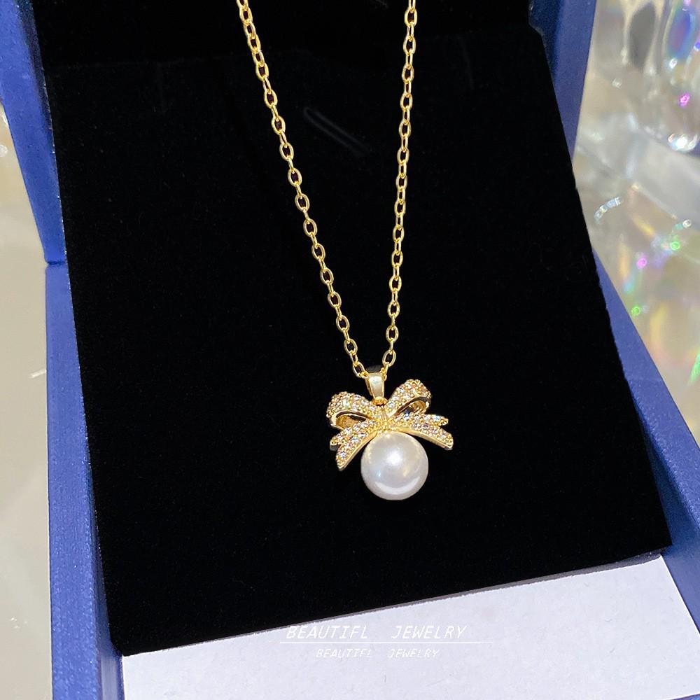 18K Gold Titanium Rhombus Clavicle Chain Necklace - Women’s Trendy Geometric Choker Pendant