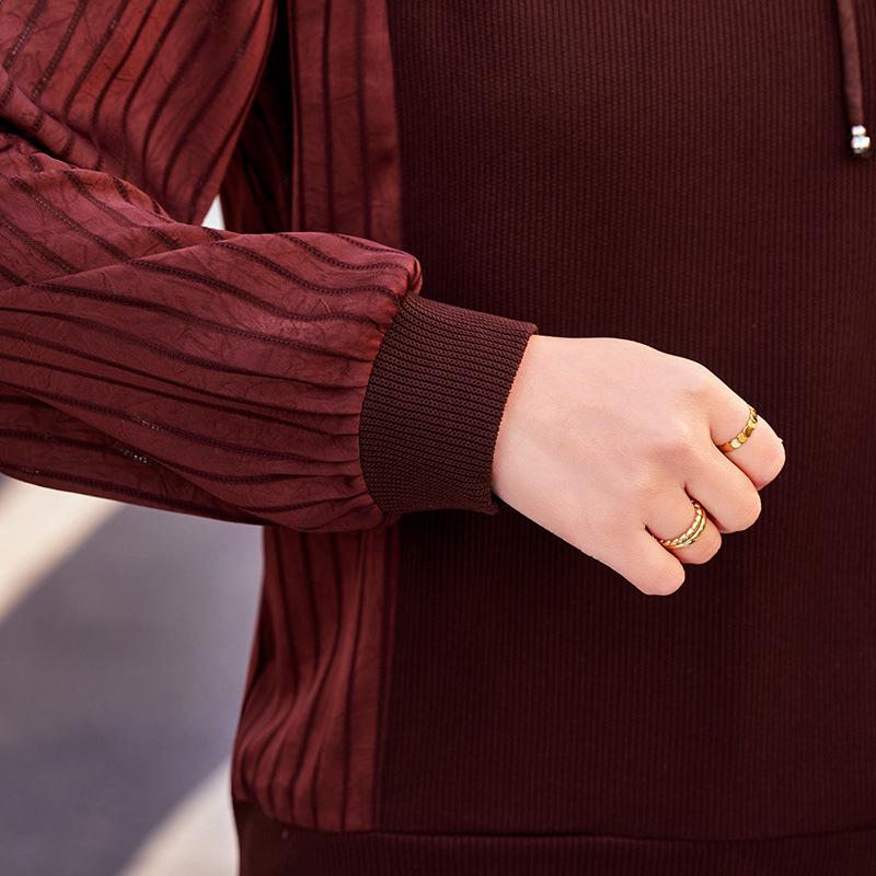 Stylish Spring Long-Sleeve Knit Top for Middle-Aged Women