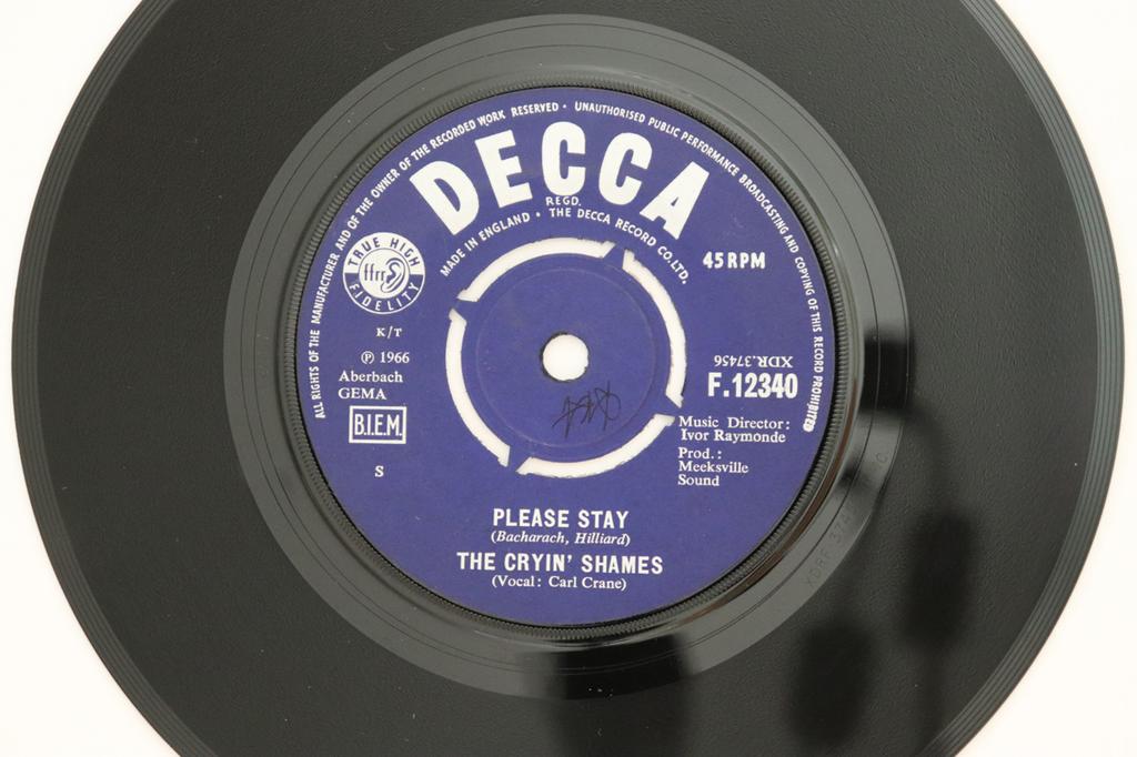 7inch Record CRYIN' SHAMES - Please Stay F12340 Decca 1966 UK Rock Used