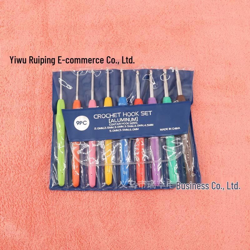 Solid Crochet Hook Set with Silicone Handles - Dual-Ended, Colorful Yarn Knitting Tools