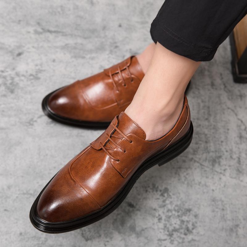 Men’s British Style Brogues Formal Business Leather Shoes Men Tuxedo Party Dress Shoes Plus Size