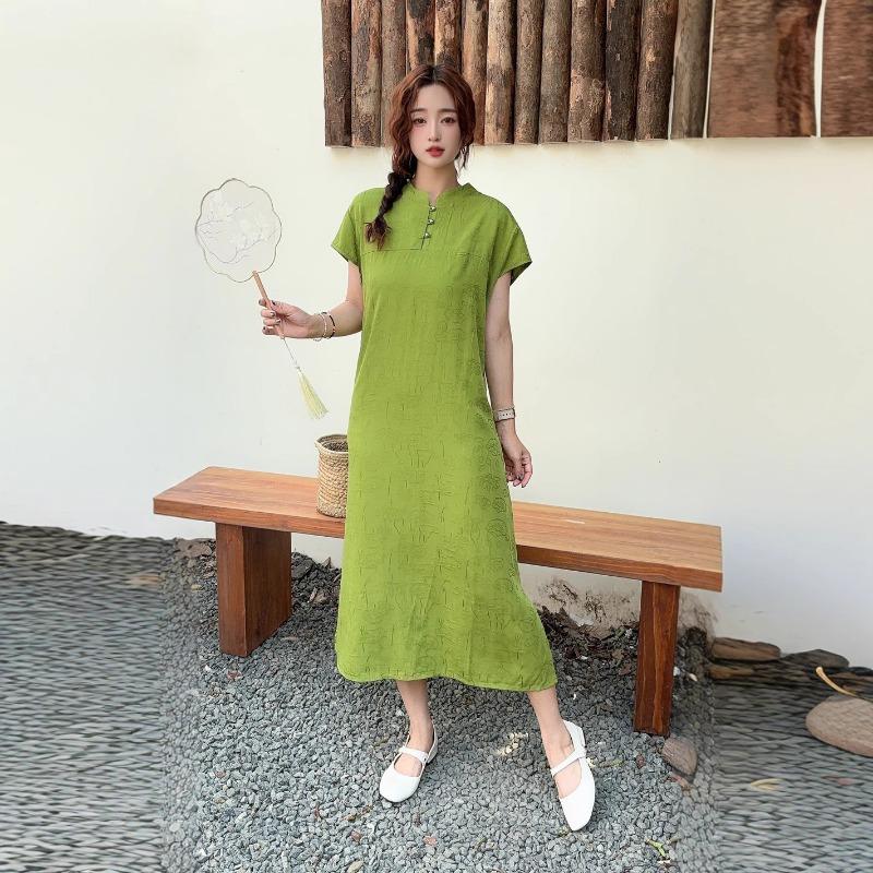 

Women s Summer New Cotton Silk New Chinese Dress Loose Thin Fashion Thin Section of The Foreign Gas Rayon Cheongsam Skirt 3XL зелений
