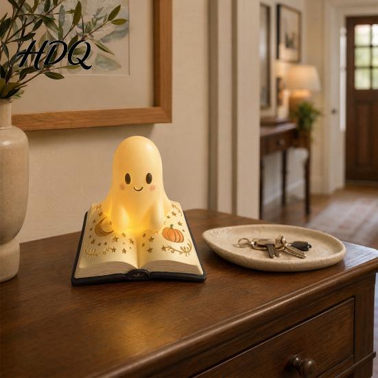 Decorative Desk Light Halloween Ghost Table Lamp Resin Spooky Night for Vintage Ornament Bedroom Bookshelf Warm Amber Purple Glow Gothic Decor