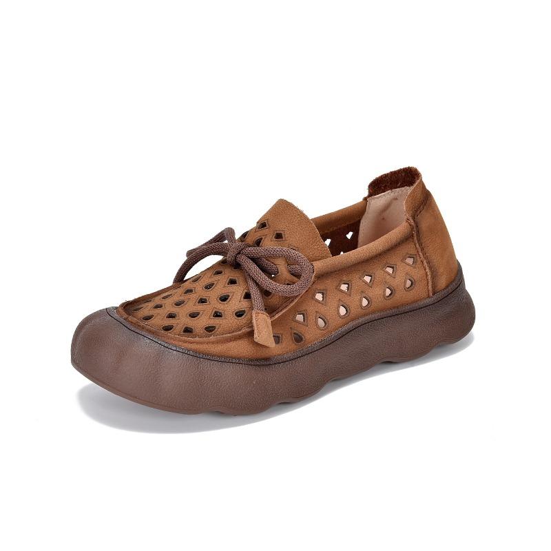 The first layer of cowhide retro hole shoes women's spring and summer new hollow breathable leather casual soft-soled sandals