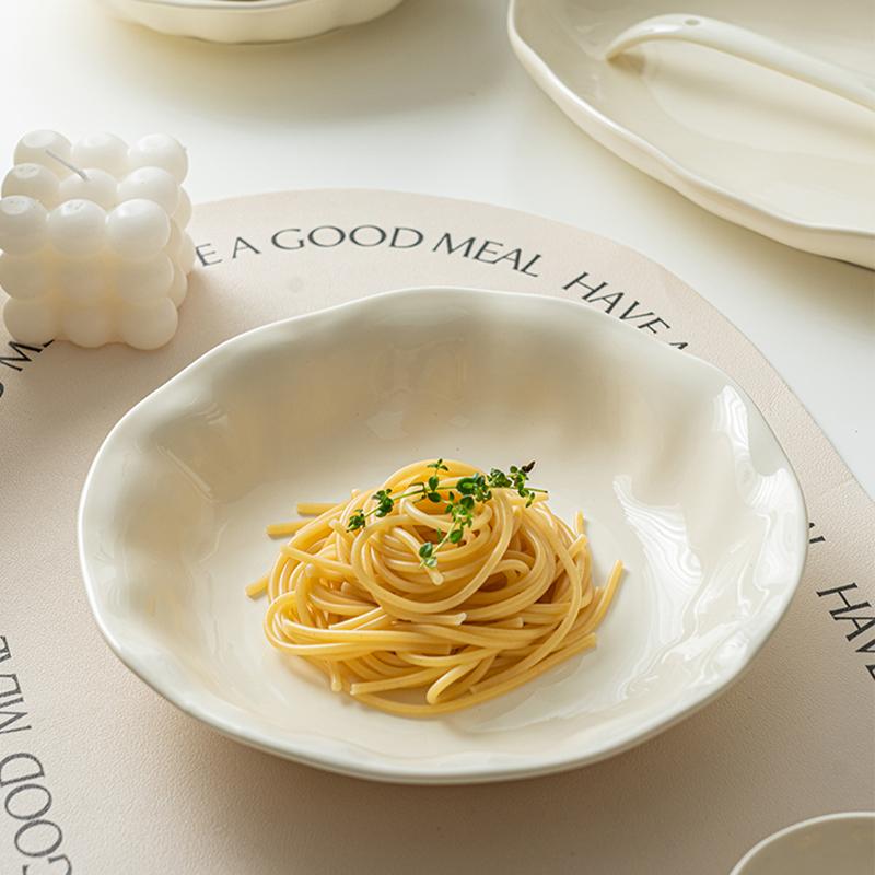 Household 7~8 Inch Cream Wind Ceramic Plate New Underglaze Colour Deepen Vegetables Salad Tableware Chinese Simple White Dish