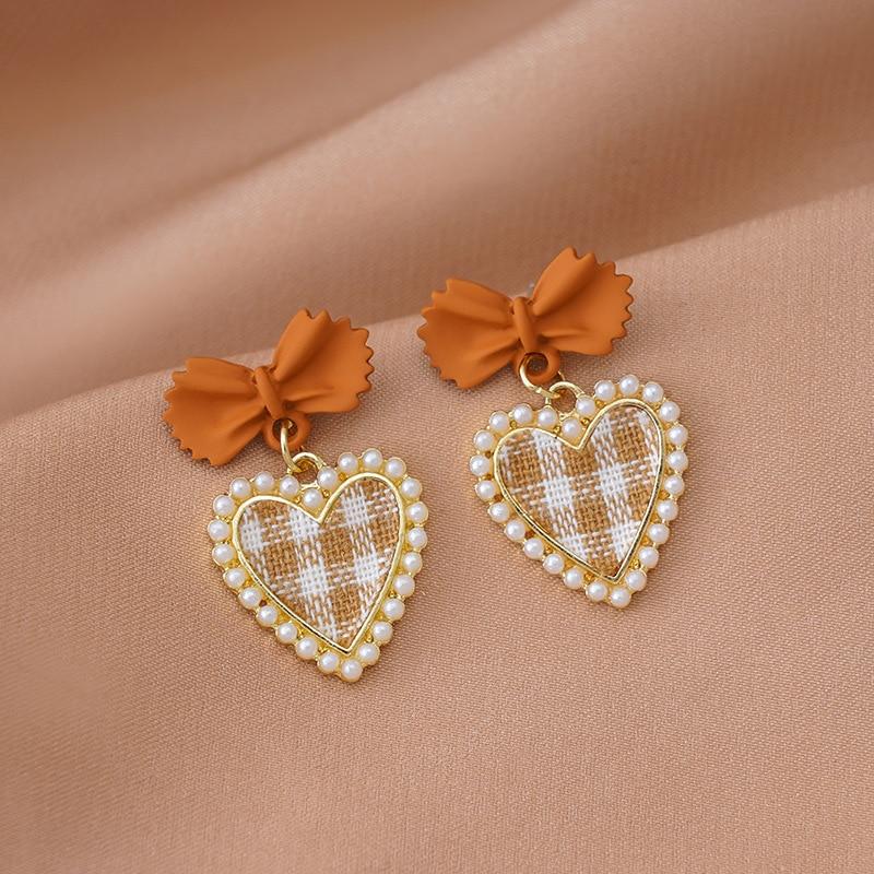 

Pinkdudu модные 3 цвета бантик серьги-капли «Любовь» милые серьги с искусственным жемчугом и тканевым сердечком для женщин ювелирные изделия PD1359 оранжевый