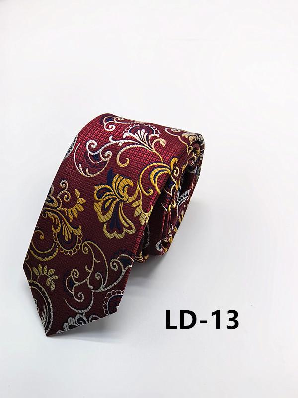 Handmade Paisley Tie for Trendy Gentlemen