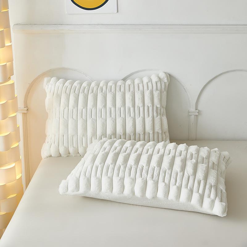 Langer Kissenbezug aus Plüsch-Kunstkaninchenfell – Doppelter Kissenbezug aus Milchsamt-Fleece