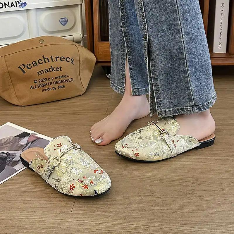 Fashion Snowboots Fur Lined Black Shose Basketball Women's Sneakers 34 Size Womens Designer Shoes Luxury Sport Festival