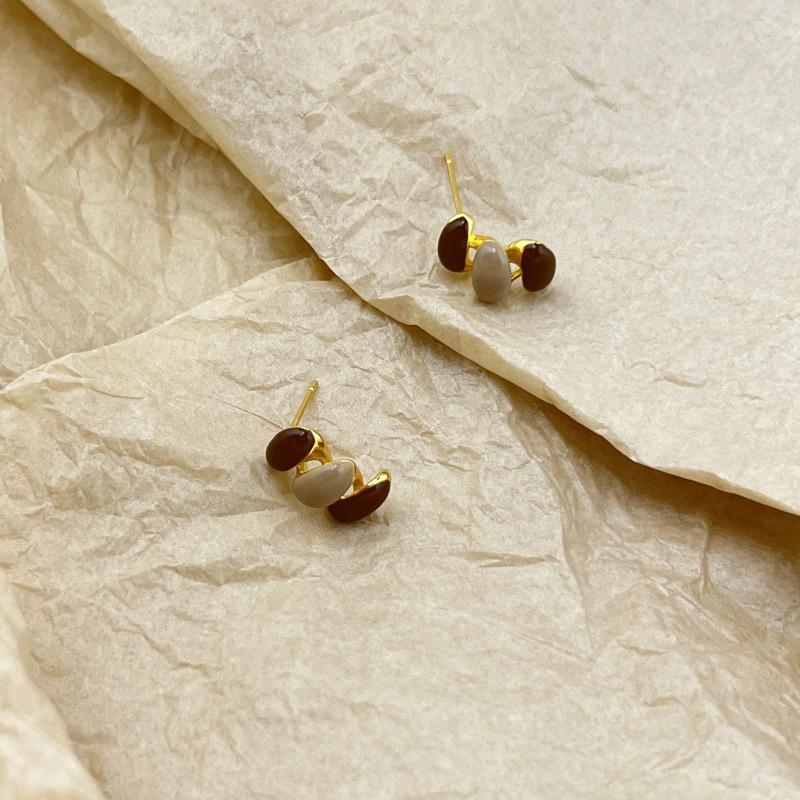 Maillard Caramel Brown Arc de Triomphe Enamel Earrings: Retro Drip Oil Round Hoop Earrings for Women