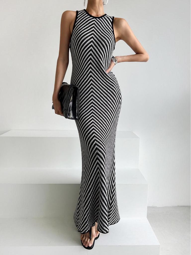 Patchwork Sleeveless Slim-Fit Knitted Dress