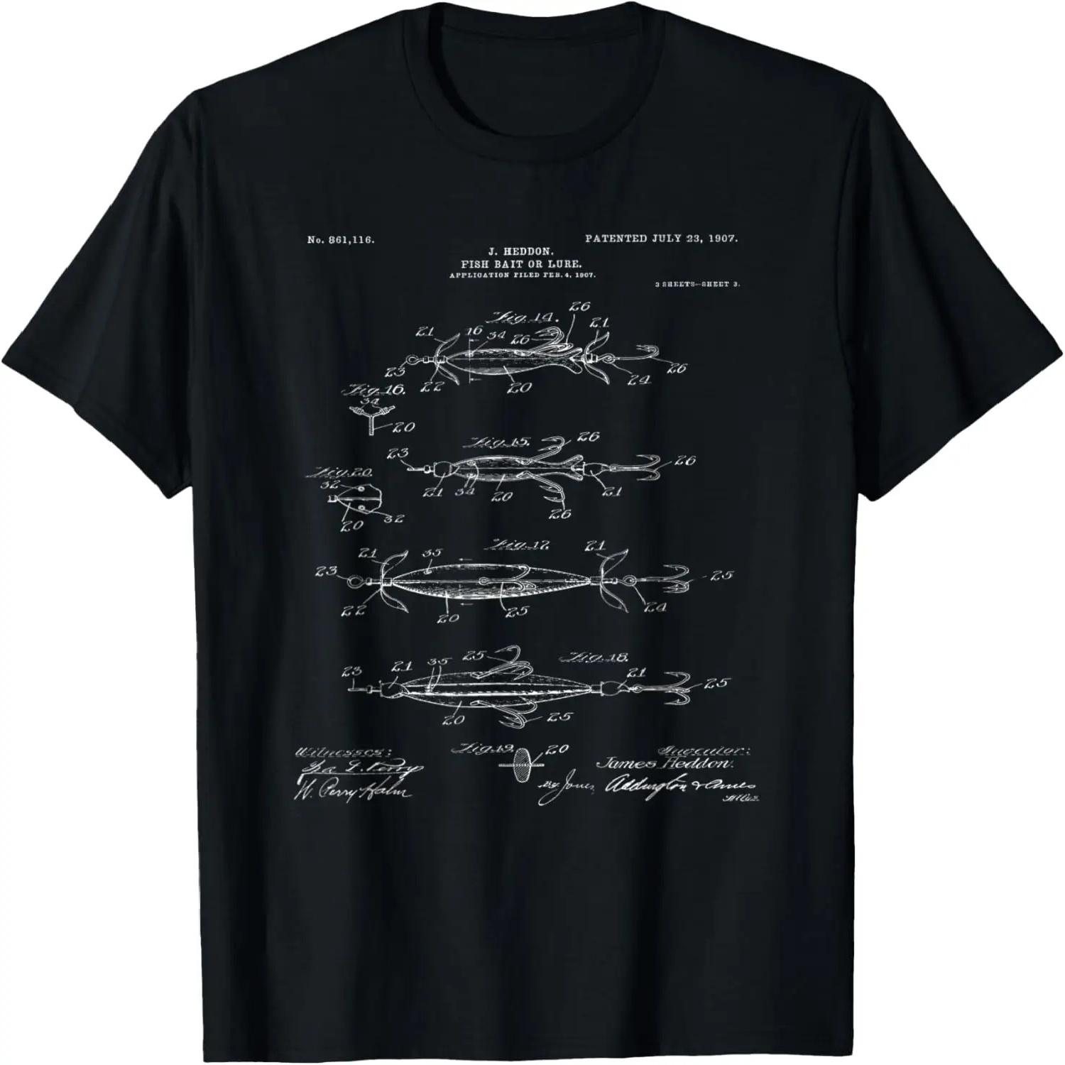 I Love Being Delulu I m Delusional Funny T-Shirt S