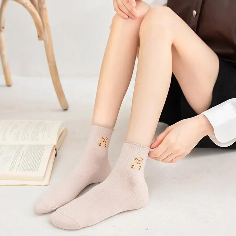5 Pairs of Cute Bear Socks for Girls, Pure Cotton Warm Brown Socks, Cute Kawaii Cartoon Warm Socks, Sports Shoes Matching
