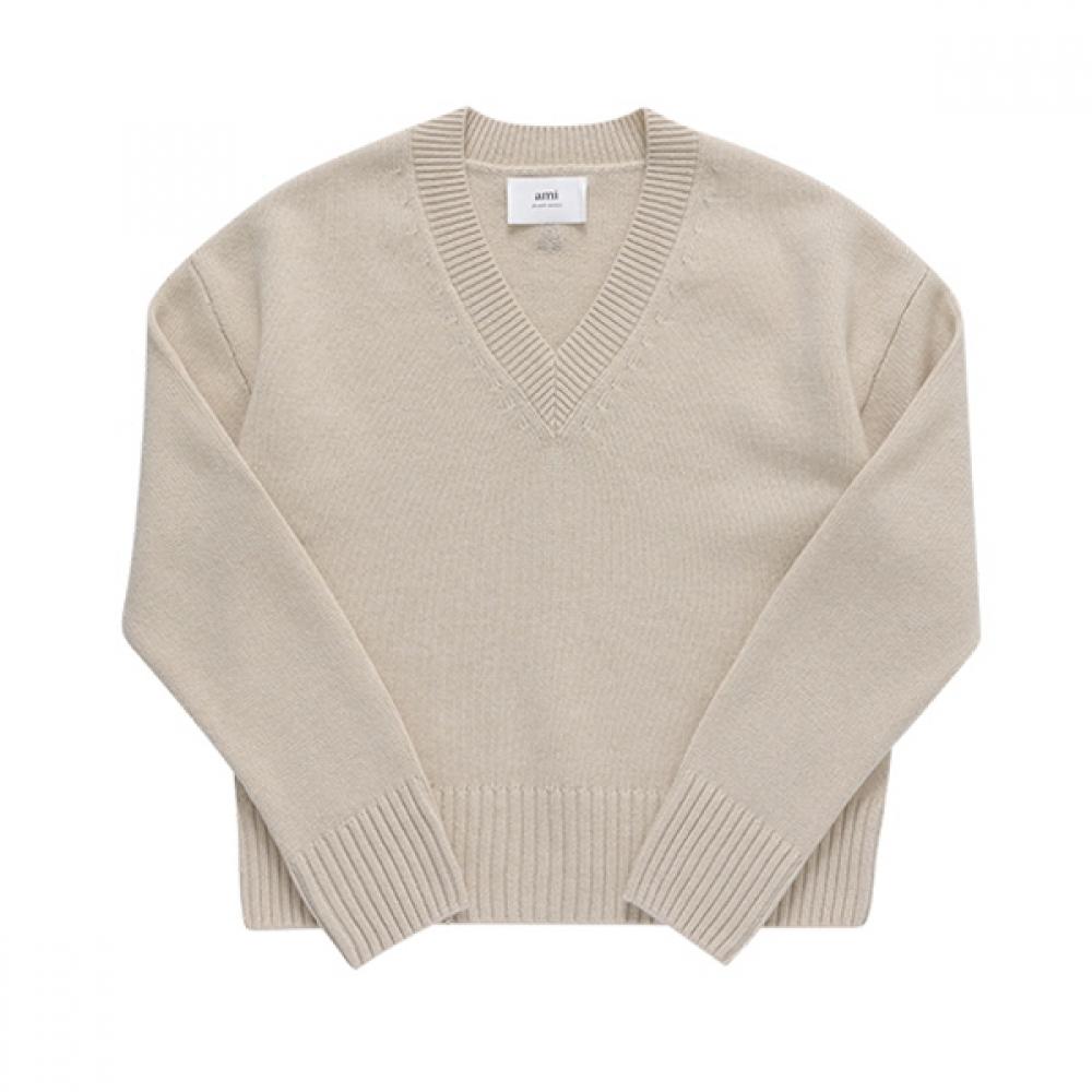 

Ami Uks234 Kn0028 721 Ami De Coeur TOne On TOne Heart Logo V Neck Public Knit UKS234 KN0028 721 (XL)