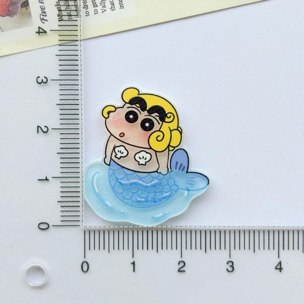 10Pcsset Cartoon Crayon Shin-Chan Acrylic Brooches Kawaii Cute Girl Heart Cute Brooch Badge Diy Jewelry Pins Hair Trinket