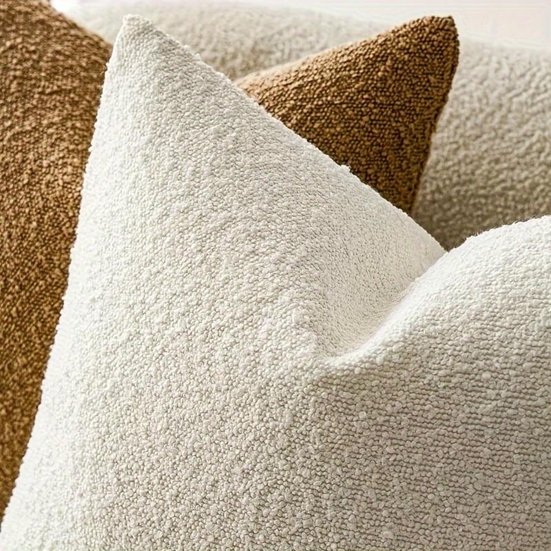 A Contemporary Style Thick Plush Solid Color Cushion Cover, Soft Textured Pillowcase for Sofa, Car, Office, Bedroom, Made of Polyester, Zipper Closure