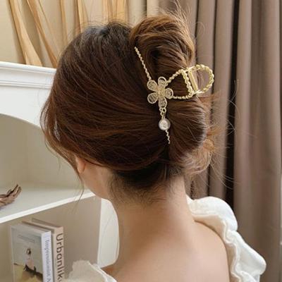Damen Haar Perle Transparent Perle Blume Haarspange