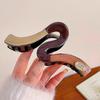Großer französischer Retro-Klammer-Haarclip für elegante Damenfrisuren.