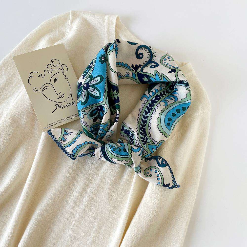 Small Scarf Small Square Scarf High-end Fashion Leopard Print Decorative Professional Scarf Summer Light Scarf