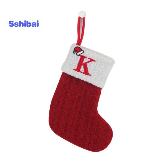 Kalėdinės kojinės, išsiuvinėtas laiškas su pakabinama virve, puikaus darbo kalėdinės kojinės, šventinis kalėdinis papuošimas