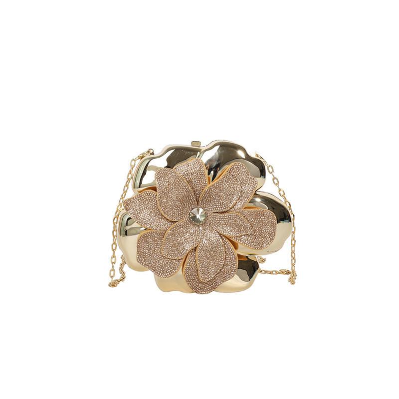 Borsa da sera a pochette con fiore in acrilico per donna con manico a catena e chiusura a lucchetto