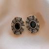Vintage Light Luxury Black Crystal Oval Stud Earrings for Women Fashion Simple Geometric Metal Elegent Jewelry Gifts