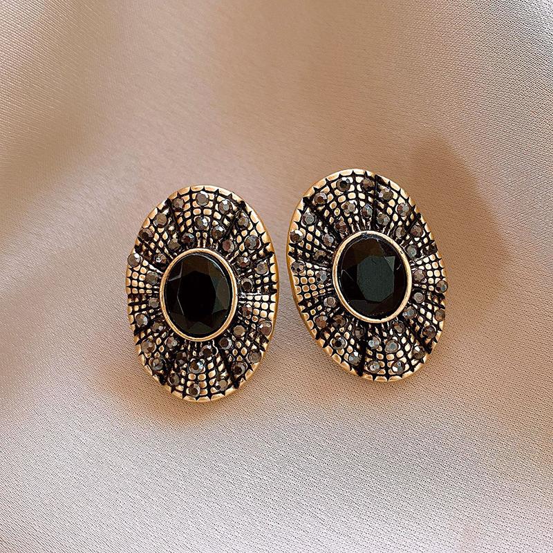 Vintage Light Luxury Black Crystal Oval Stud Earrings for Women Fashion Simple Geometric Metal Elegent Jewelry Gifts