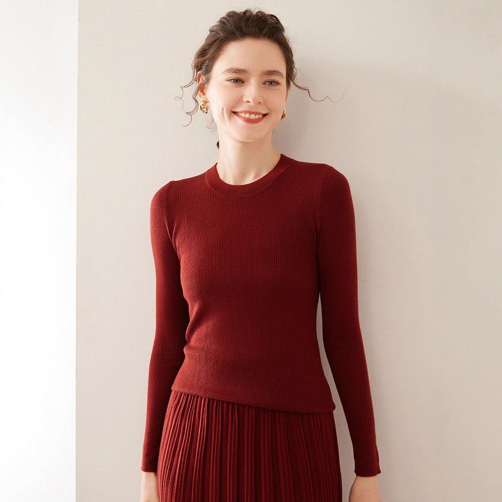 Women's Slim Fit 18-Gauge Cashmere Knit Base Layer Top