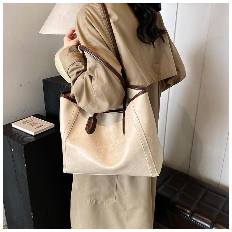 Large Capacity Minimalist Tote Bag for Women Soft Faux Leather Shoulder Handbag