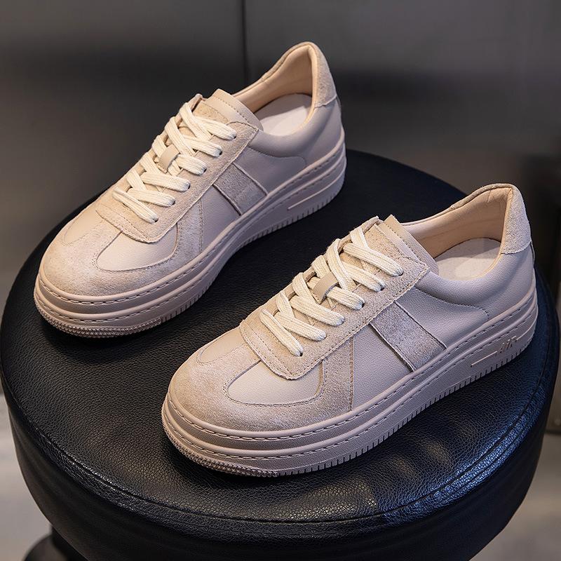 

Кожаные маленькие белые туфли женские весна 2025 новые кексы и повседневные одинарные туфли толстая подошва усиливающая неглубокий носок универсальные женские туфли прилив 35 бежевый