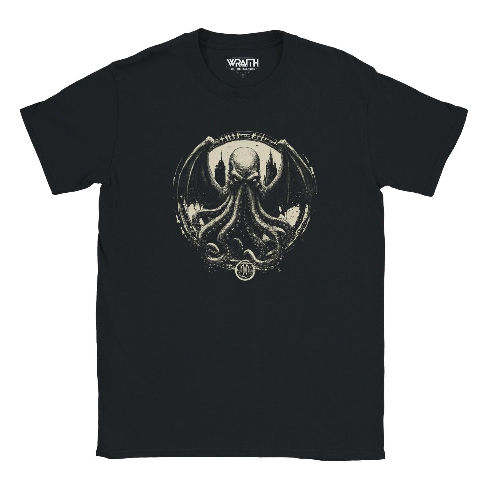 Cthulhu T-Shirt Lovecraft Horror Tee with Eldritch Design Dark Gothic Graphic S