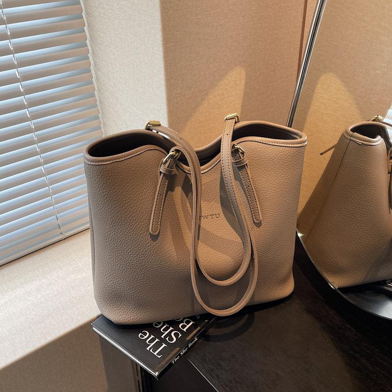 Handväska Dam Ny Mångsidig Mode Stor Kapacitet Pendlar Axelväska Tygväska