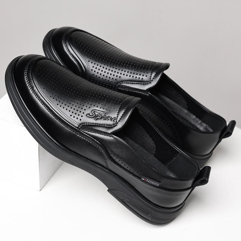 

Мужская обувь новая летняя обувь из полой кожи на мягкой подошве дышащая для среднего и пожилого возраста деловая повседневная папины кожаные сандалии 44