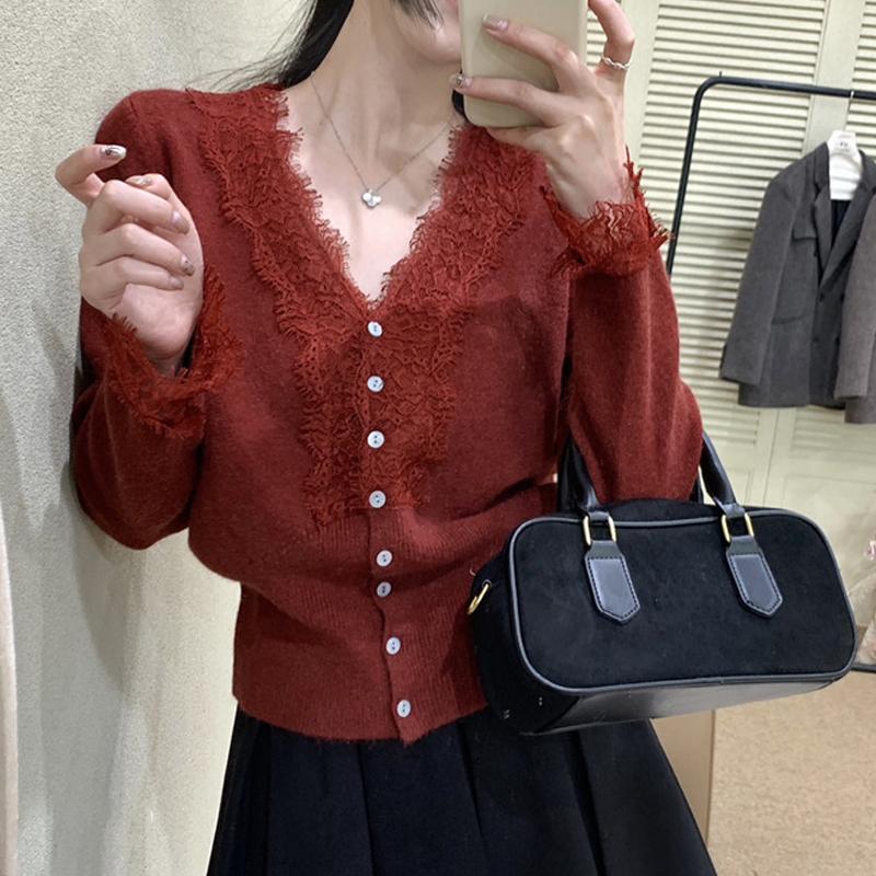 

Кардиган с V-образным вырезом, вязаный кружевной свитер, женская куртка, осенне-зимняя мода, элегантный длинный рукав, облегающий верх, женская одежда 2522 One Size бордовый