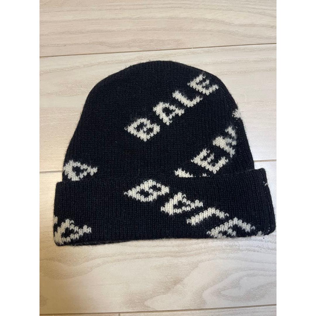 Used [Guaranteed authentic] [Final price cannot be reduced] Balenciaga knit hat