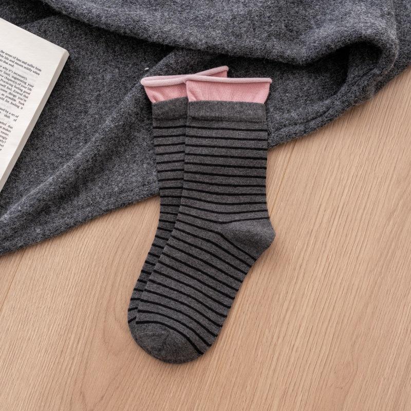 Women's New Autumn Trend Stripe Color Clash Double Rotors Breathable Boneless Tube Stack Socks