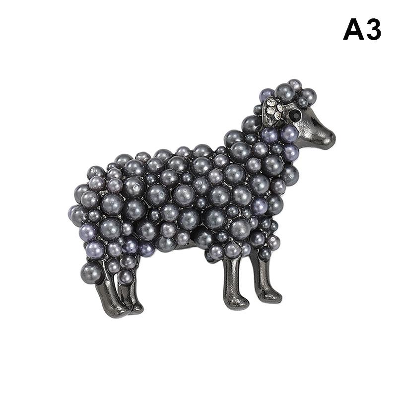 Elegant Sheep Goat Shaped Brooch Rhinestone Pearls Lapel Pin Animal Brooch Perfect For Daily Wear Party Dresses