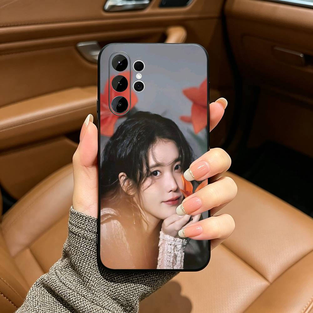 Versatile Actress-L-Lee Ji-eun Black Soft Silicone Phone Case for Samsung Ultra S25, S24, S21, S22, S23, S30, Plus, FE, Lite