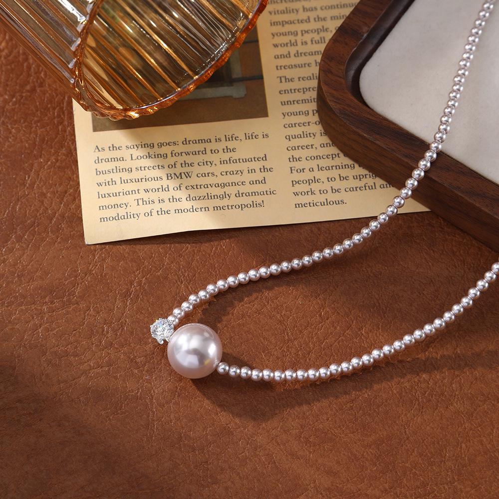 Elegant French Light Luxury Pearl Necklace - Minimalist Design Clavicle Chain Accessory