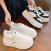 Dicke Sohle, innen höhenverstärkende Board-Schuhe, Damen 2025 Herbst, neue Mode und Freizeit, beliebte Muffin-Schuhe, super angesagte weiße Schuhe, Damenschuhe