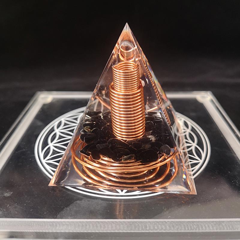Crystal Crushed Stone Spiral Pyramid Handmade Home Decor Craft