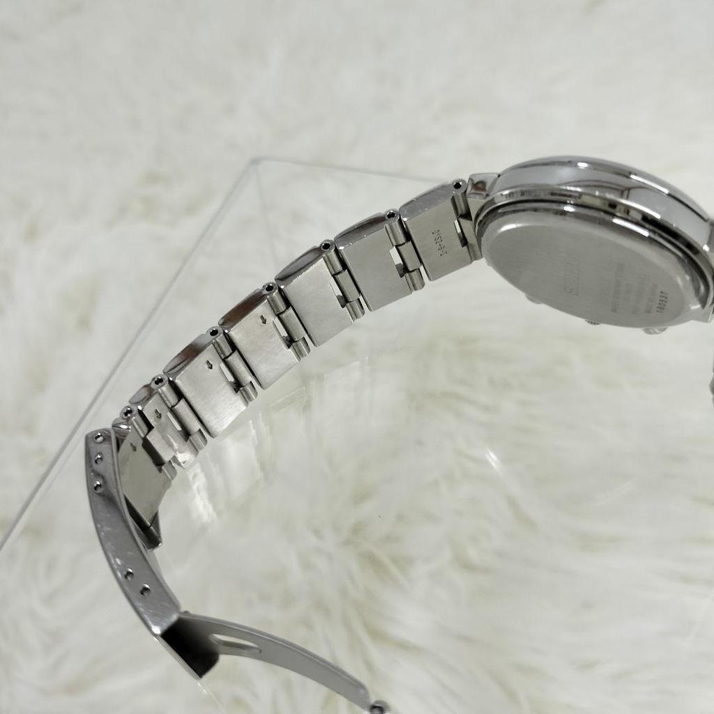 Used Working item SEIKO lukia watch chronograph date 3 hands