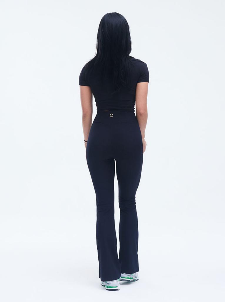 REMOVERSTUDIO Women'S Devil Crop Sleeve [Black]