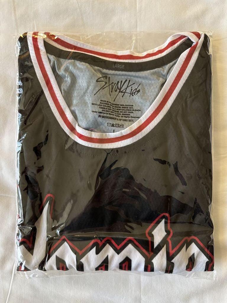 STRAY KIDS dominATE Official MD Basketball Jersey Uniform L