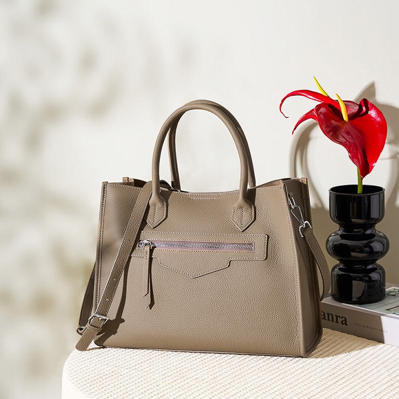 Large Bag Tote Bag Large Capacity Jurgent Leather Handbag Niche Design High End Sense Commuter Computer Official Document Women's Bag