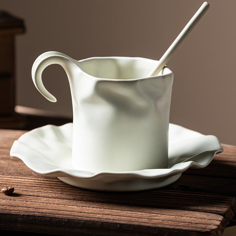 Pleated Coffee Cup and Saucer Set, Hand Punch Hanging Ears, Ceramic Cup, Japanese Light Luxury, High-end Exquisite Afternoon Tea