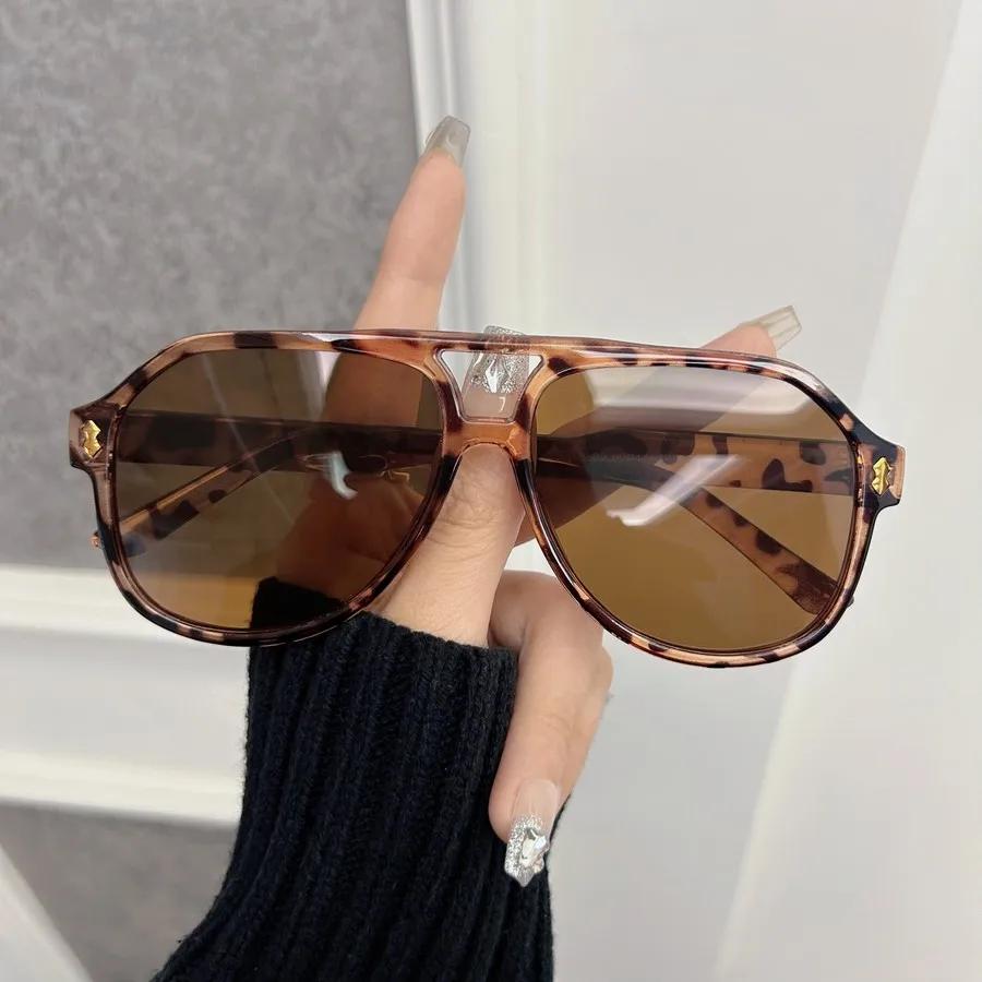 

Vintage New Square Sunglasses Women Men Luxurious Eyewear Brand Round Sun Glasses Oculos De Sol Other
