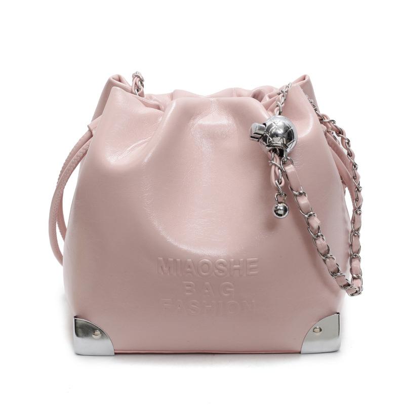 

Trendy new Korean version of simple foreign style pumping belt bucket bag fashionable versatile high-end texture chain messenger bag female