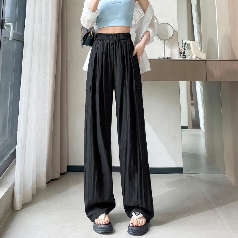 Women's Summer 2025 Ice Silk Nine-Point Pleated Wide Leg Cargo Pants